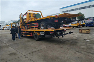 市北同城汽车补胎