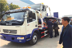 市北汽车道路救援拖车价格